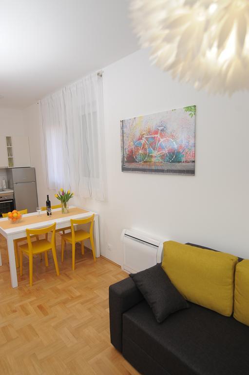 Apartament Amaros